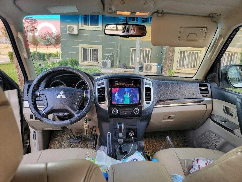 ميتسوبيشي باجيرو